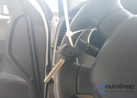 2010 Toyota Tundra Grade 4.6L V8 из США, поврежденный, VIN 5TFRM5F17AX010008